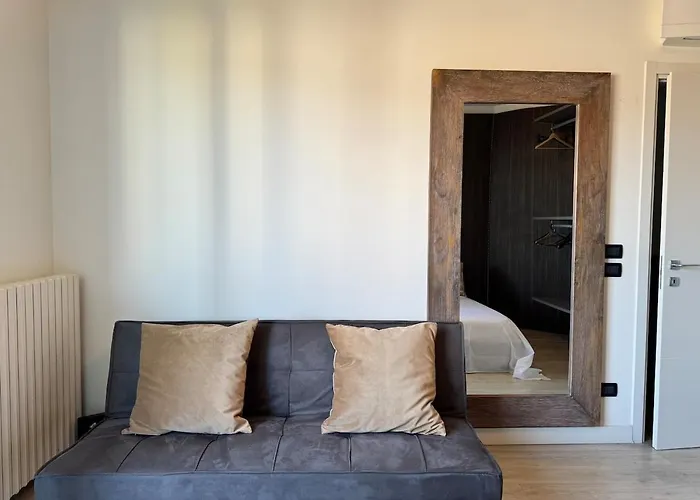 Panoramic Penthouse - Jacuzzi - Private Parking Apartment