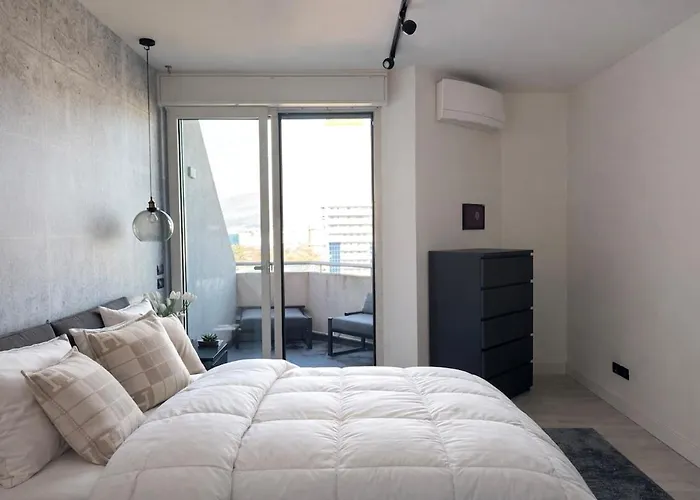 Apartment Panoramic Penthouse - Jacuzzi - Private Parking *