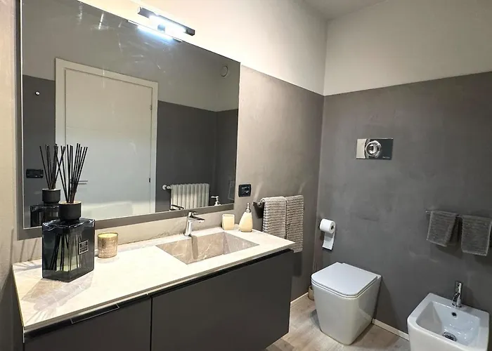 Panoramic Penthouse - Jacuzzi - Private Parking Appartement