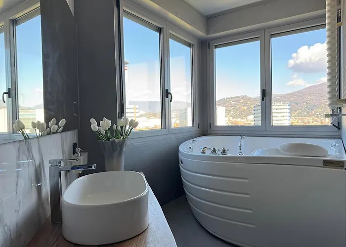 Panoramic Penthouse - Jacuzzi - Private Parking *